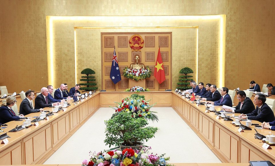 Thủ tướng Phạm Minh Chính hội kiến Toàn quyền Australia David Hurley. (Ảnh: Dương Giang/TTXVN)