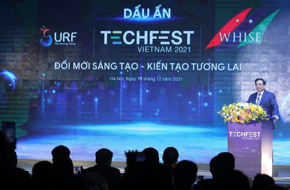 Hình ảnh Thủ tướng Phạm Minh Chính phát biểu tại chương trình Dấu ấn khởi nghiệp đổi mới sáng tạo quốc gia 2021. (Ảnh: Dương Giang/TTXVN)