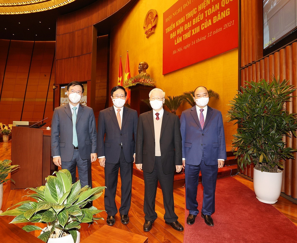 Tổng Bí thư Nguyễn Phú Trọng, Chủ tịch nước Nguyễn Xuân Phúc, Thường trực Ban Bí thư Võ Văn Thưởng và Phó Thủ tướng Thường trực Chính phủ Phạm Bình Minh dự hội nghị. (Ảnh: Trí Dũng/TTXVN)