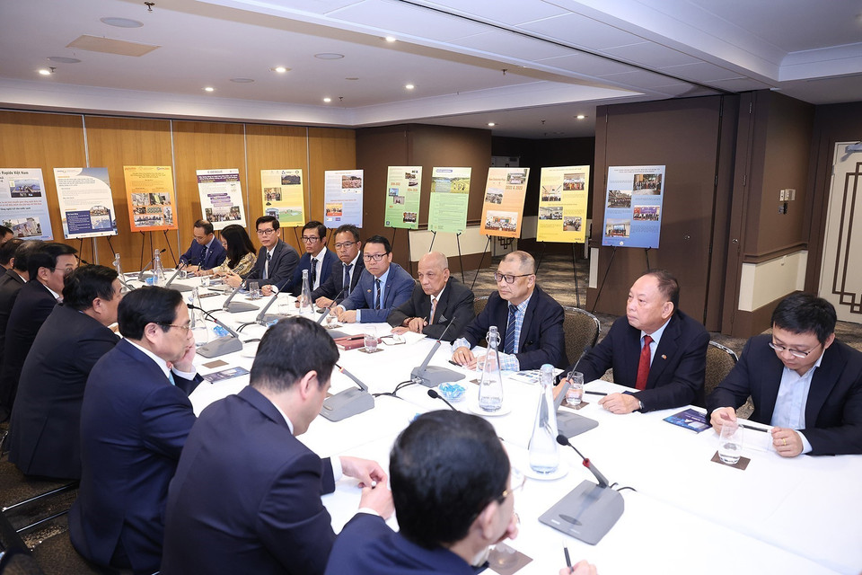 Hội Doanh nghiệp Việt Nam tại Australia tham dự buổi gặp. (Ảnh: Dương Giang/TTXVN)