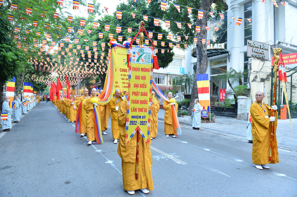 Đại hội đại biểu Phật giáo toàn quốc lần thứ 9, nhiệm kỳ 2022-2027 có chủ đề “Kỷ cương-Trách nhiệm-Đoàn kết-Phát triển." (Ảnh: Minh Đức/TTXVN)