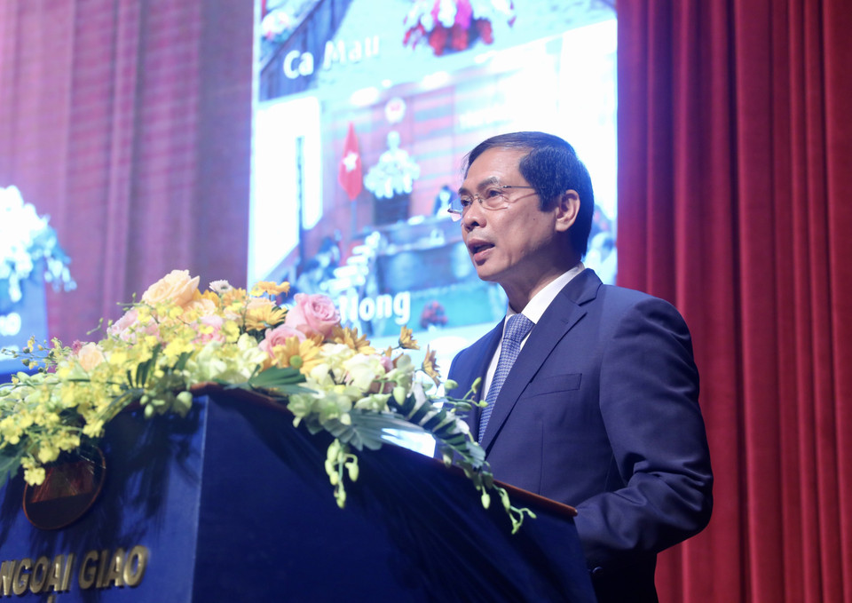 Bộ trưởng Bộ Ngoại giao Bùi Thanh Sơn phát biểu chỉ đạo hội nghị. (Ảnh: Lâm Khánh/TTXVN)