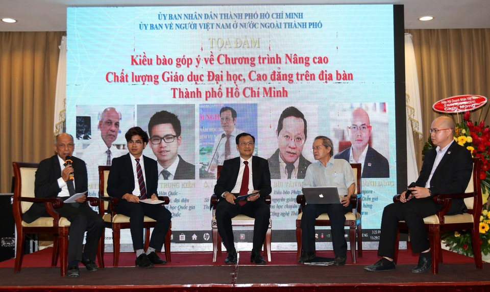 Hội nghị Kiều bào góp ý về chương trình nâng cao chất lượng giáo dục đại học, cao đẳng trên địa bàn Thành phố Hồ Chí Minh do Ủy ban về Người Việt Nam ở nước ngoài Thành phố Hồ Chí Minh tổ chức ngày 29/11/2018. (Ảnh: TTXVN)