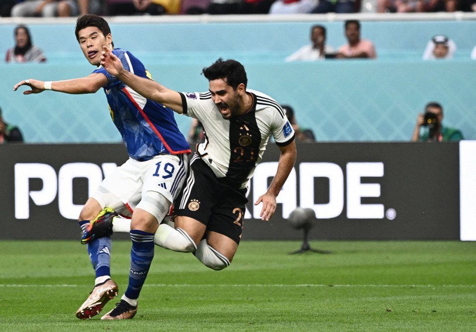 ...và tạo ra nhiều phá bóng nguy hiểm trước khung thành của Nhật Bản. (Nguồn: Getty Images)