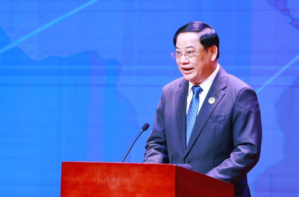 Thủ tướng Lào Sonexay Siphandone phát biểu tại buổi ăn sáng giao lưu với Hội đồng Tư vấn Kinh doanh ASEAN. (Ảnh: Dương Giang/TTXVN)