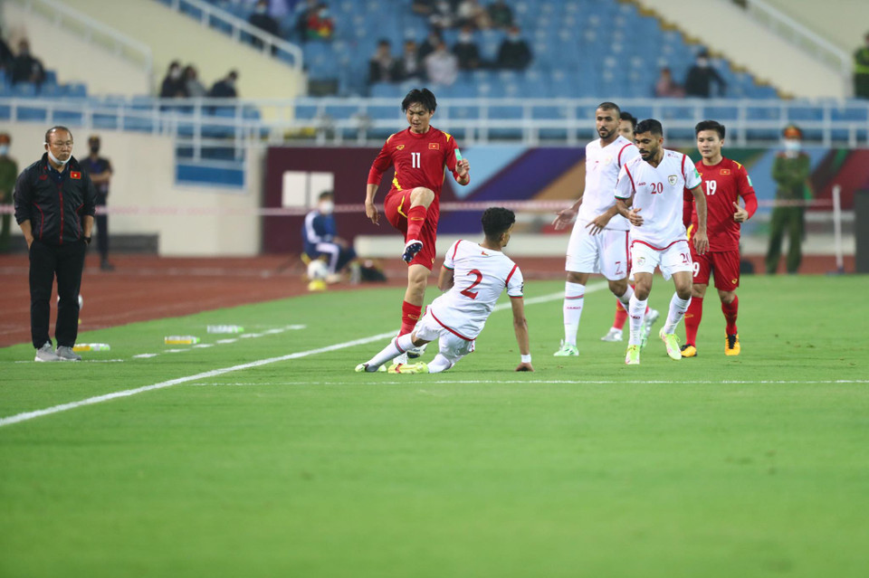 ...và tạo nên thế trận cân bằng trước đối thủ. (Ảnh: Tá Hiển/Vietnam+)