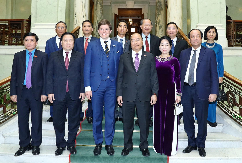 Thủ tướng Nguyễn Xuân Phúc hội kiến Chủ tịch Quốc hội Thụy Điển Andreas Norlén sáng 28/5. (Ảnh: Thống Nhất/TTXVN)