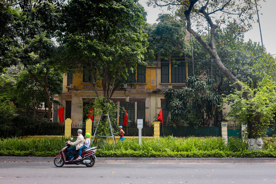 Trong giai đoạn 2021-2025, Thành phố Hà Nội sẽ thực hiện bảo tồn, chỉnh trang 60 biệt thự, công trình kiến trúc do thành phố và trung ương quản lý; trong đó có 20 biệt thự dự kiến thực hiện theo Chương trình số 03 của Thành ủy Hà Nội chủ yếu nằm trong 4 quận nội đô Ba Đình, Hoàn Kiếm, Hai Bà Trưng, Đống Đa. (Ảnh: PV/Vietnam+)