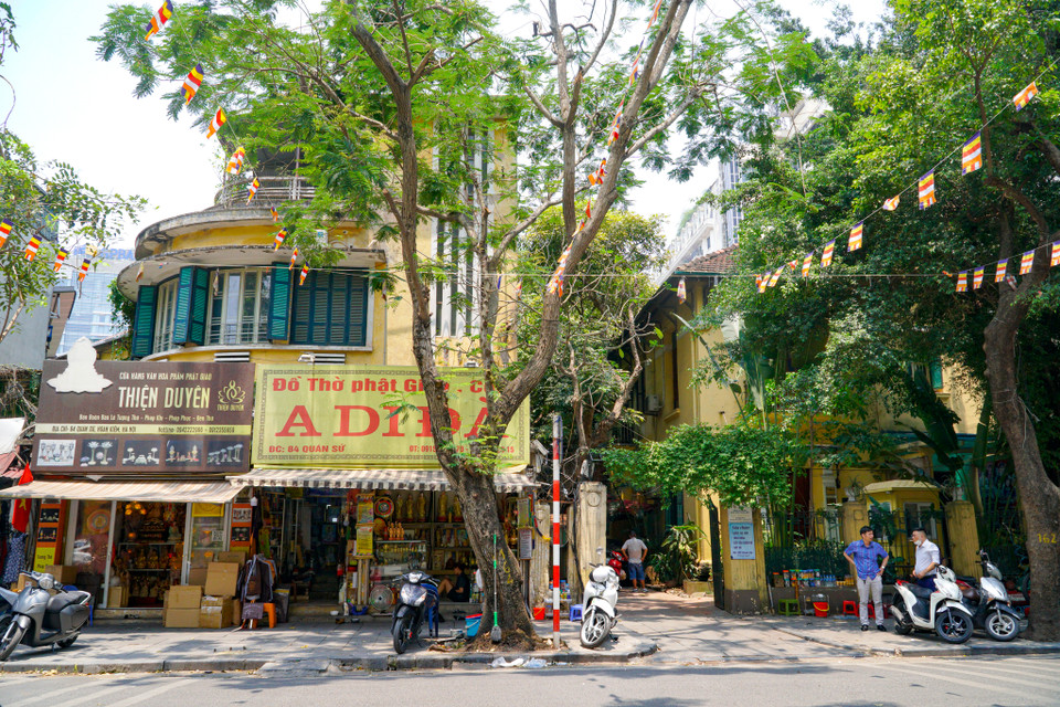 Biệt thự 82-86 phố Quán Sứ (quận Hoàn Kiếm). (Ảnh: Minh Hiếu/Vietnam+)