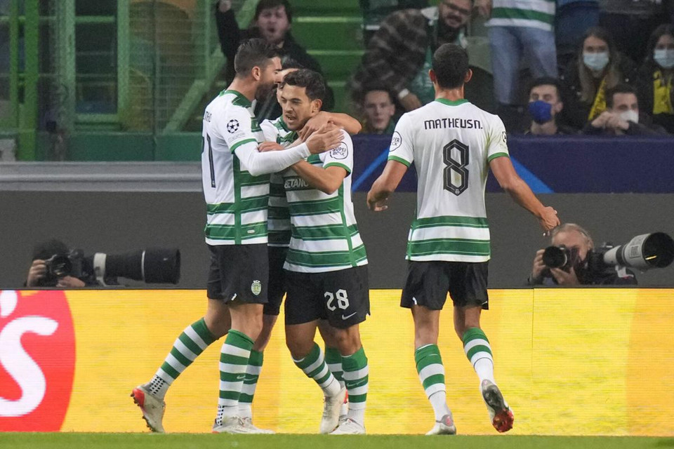 Chiến thắng này giúp Sporting CP theo gót Ajax vào vòng 1/8. (Nguồn: Getty Images)