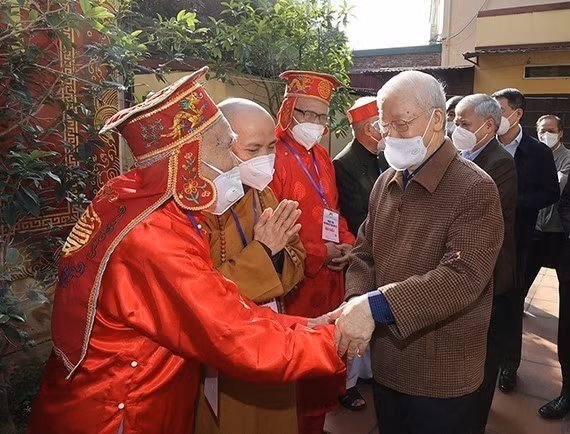 Tổng Bí thư Nguyễn Phú Trọng dự Ngày hội Đại đoàn kết toàn dân tộc tại thôn 5, xã Yên Sở, huyện Hoài Đức, thành phố Hà Nội (14/11/2021). (Ảnh: Trí Dũng/TTXVN)