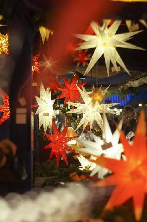 Thành phố vừa giữ được nét đẹp cổ kính, kiêu sa của thời Trung Cổ vừa mang vẻ náo nhiệt, hiện đại, ấm áp mà con người mang lại. (Ảnh: Hoàng Quang Thái/Vietnam+)