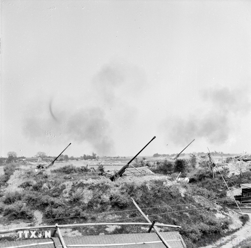 Đại đội 1, đoàn X pháo cao xạ bảo vệ Thủ đô chiến đấu giỏi, góp phần bắn rơi 3 máy bay Mỹ ngày 11/5/1972. (Ảnh: Lâm Hồng/TTXVN)