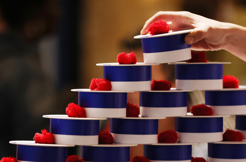 Chocolate từ vùng Brest, một thành phố nổi tiếng ở miền Tây Pháp, được giới thiệu tại lễ hội Salon du Chocolat ở Paris. (Ảnh: THX/TTXVN)