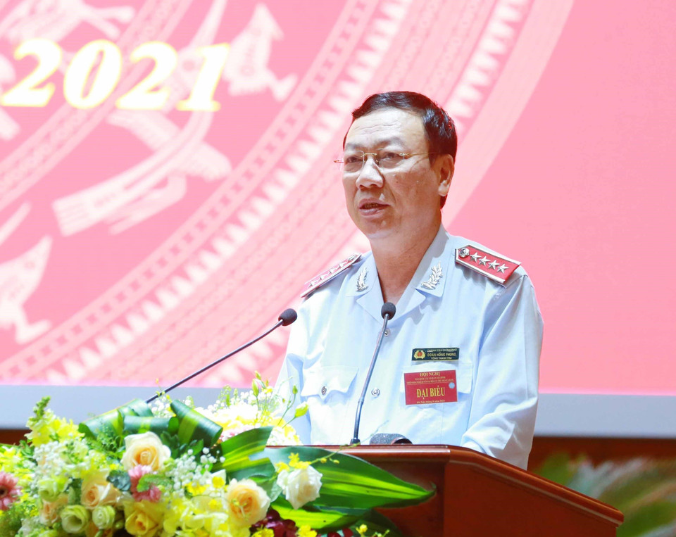 Ông Đoàn Hồng Phong, Ủy viên Trung ương Đảng, Tổng Thanh tra Chính phủ, phát biểu tại hội nghị.