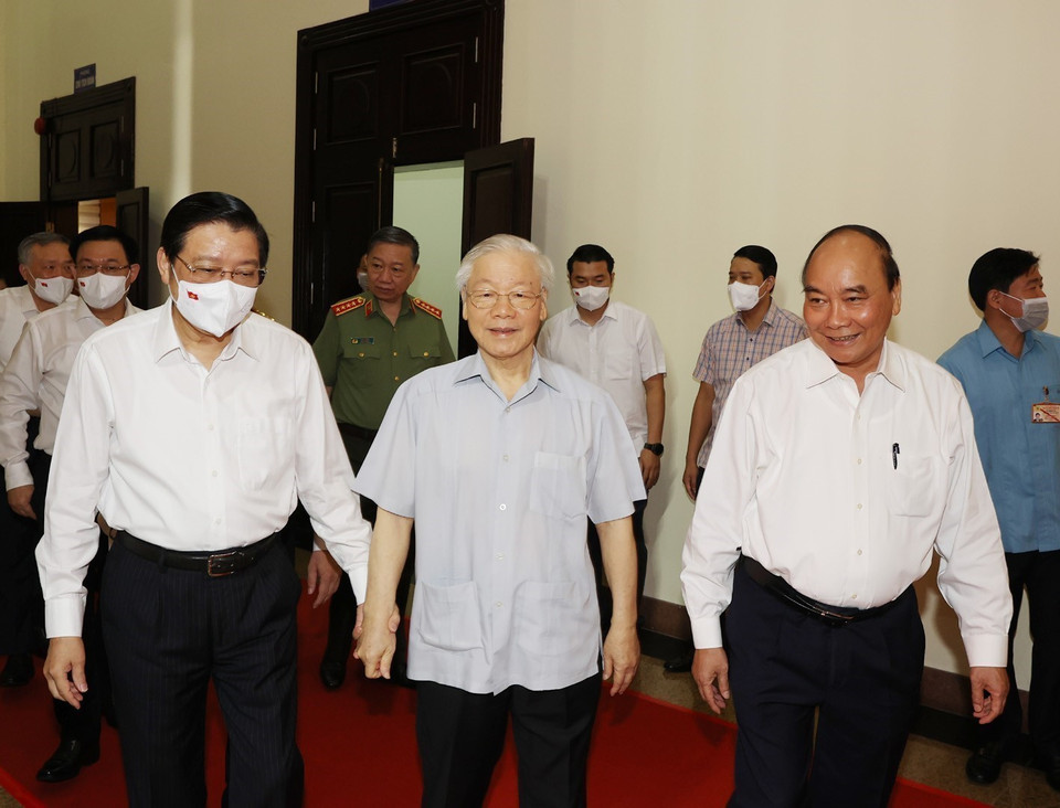 Tổng Bí thư Nguyễn Phú Trọng, Chủ tịch nước Nguyễn Xuân Phúc và Trưởng Ban Nội chính Trung ương Phan Đình Trạc dự hội nghị. (Ảnh: Trí Dũng/TTXVN)