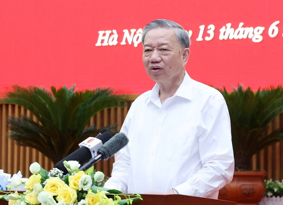 Chủ tịch nước Tô Lâm phát biểu kết luận tại buổi làm việc với Viện Kiểm sát nhân dân tối cao. (Ảnh: Nhan Sáng/TTXVN)