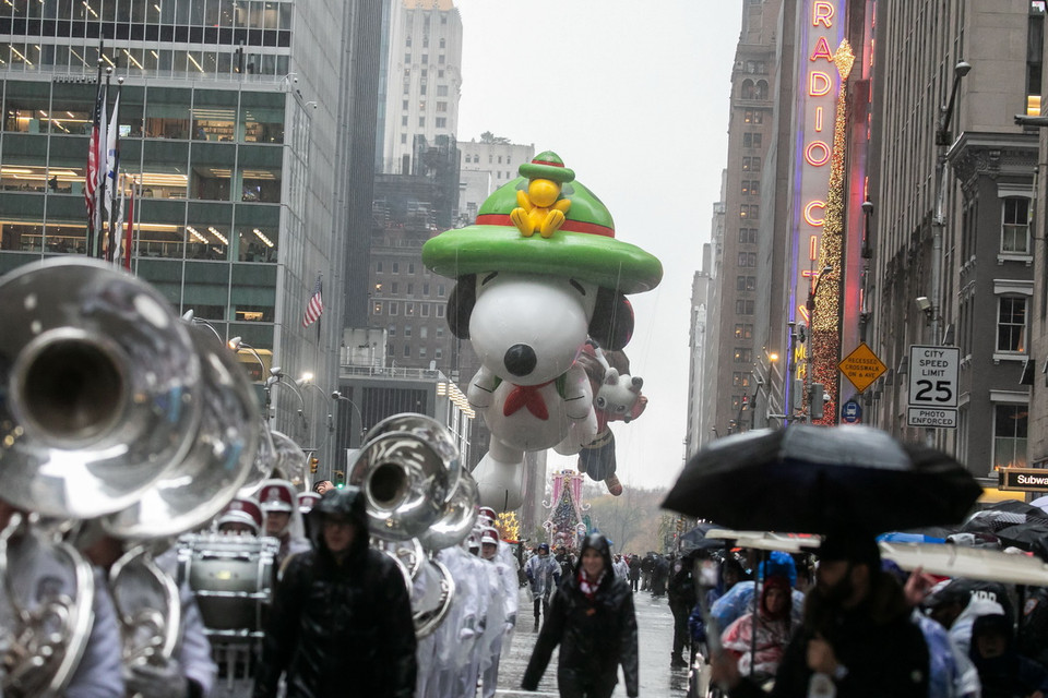 Bóng bay khổng lồ tại Lễ diễu hành Macy's dịp lễ Tạ ơn, ở New York, Mỹ, ngày 28/11/2024. (Ảnh: THX/TTXVN)