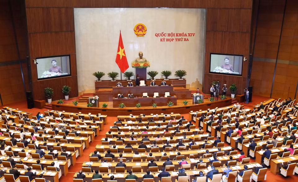  Lễ khai mạc Kỳ họp thứ ba, Quốc hội khoá XIV được tổ chức trọng thể tại Nhà Quốc hội ở Thủ đô Hà Nội. (Ảnh: Văn Điệp/TTXVN)