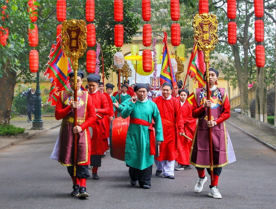 Đoàn rước Ngự lịch. (Ảnh: Tuấn Đức/TTXVN)