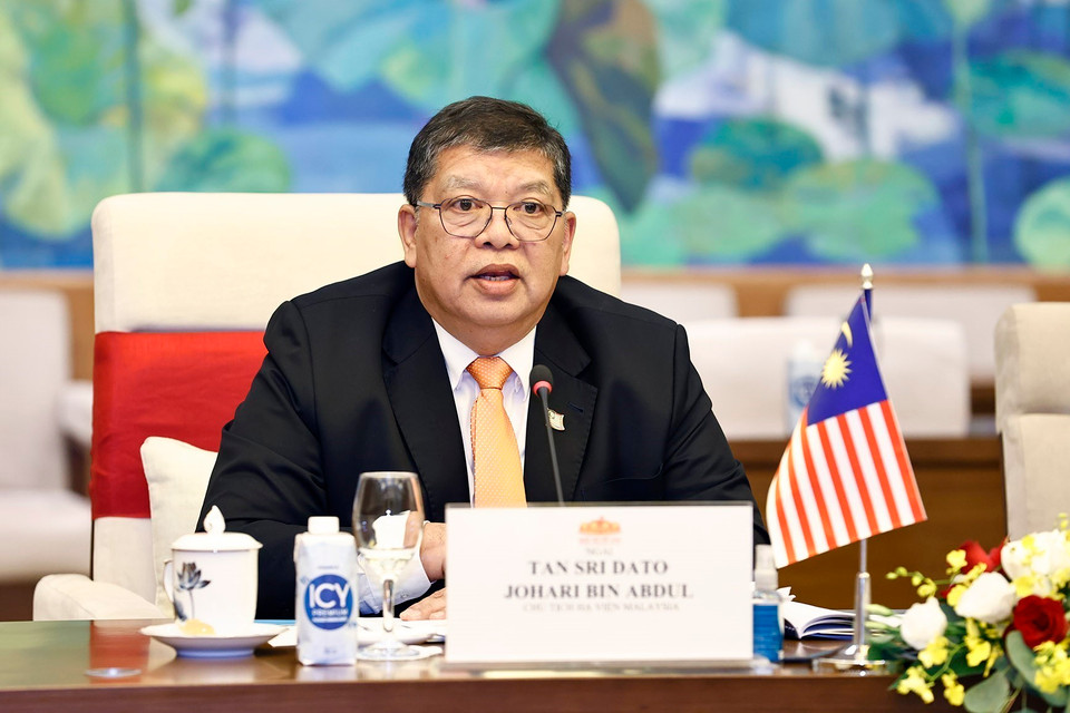 Chủ tịch Hạ viện Malaysia Tan Sri Dato’ Johari Bin Abdul phát biểu tại cuộc hội đàm với Chủ tịch Quốc hội Trần Thanh Mẫn. (Ảnh: Doãn Tấn/TTXVN)
