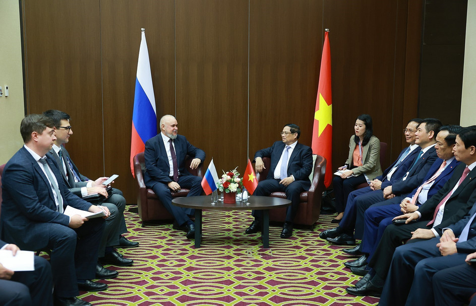 Thủ tướng Phạm Minh Chính tiếp Bộ trưởng Năng lượng Liên bang Nga Sergei Tsivilev. (Ảnh: Dương Giang/TTXVN)