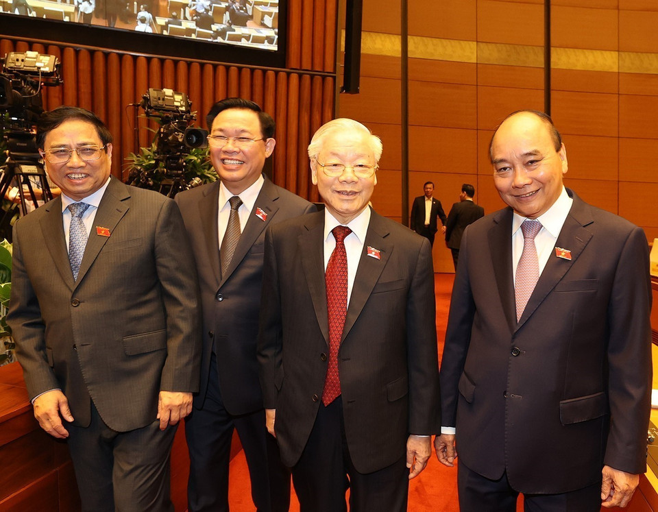  Tổng Bí thư Nguyễn Phú Trọng, Chủ tịch nước Nguyễn Xuân Phúc, Thủ tướng Chính phủ Phạm Minh Chính, Chủ tịch Quốc hội Vương Đình Huệ dự bế mạc Kỳ họp thứ tư, Quốc hội khóa XV. (Ảnh: Trí Dũng/TTXVN)