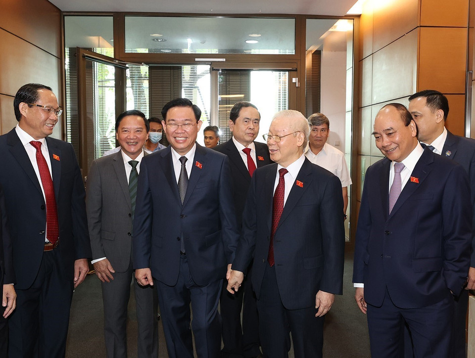 Tổng Bí thư Nguyễn Phú Trọng cùng các vị lãnh đạo Đảng, Nhà nước và các đại biểu dự phiên bế mạc Kỳ họp thứ tư, Quốc hội khóa XV. (Ảnh: Trí Dũng/TTXVN)