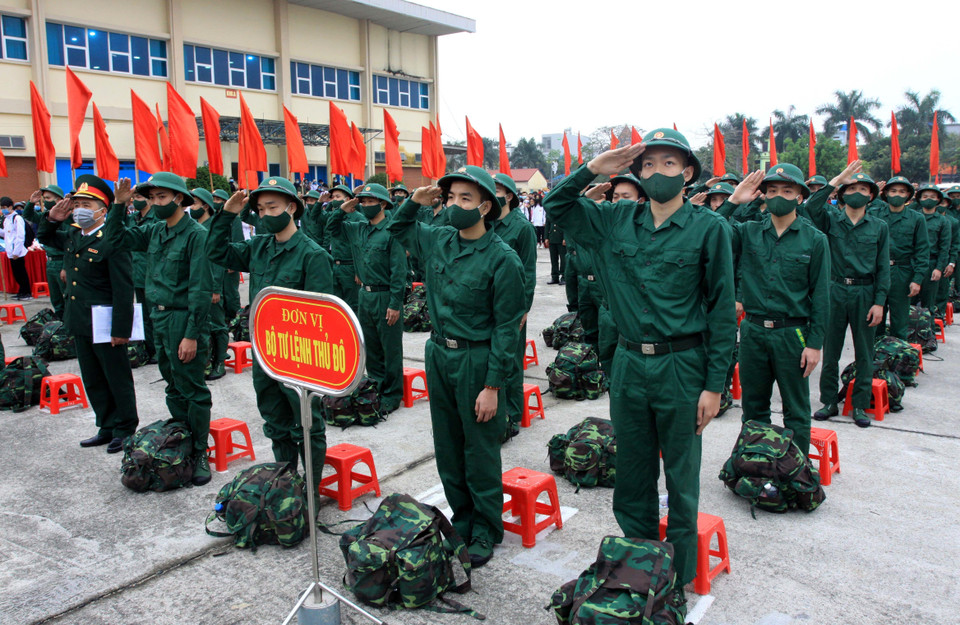 Quang cảnh Lễ giao nhận quân tại thành phố Thái Bình. (Ảnh: Thế Duyệt/TTXVN)