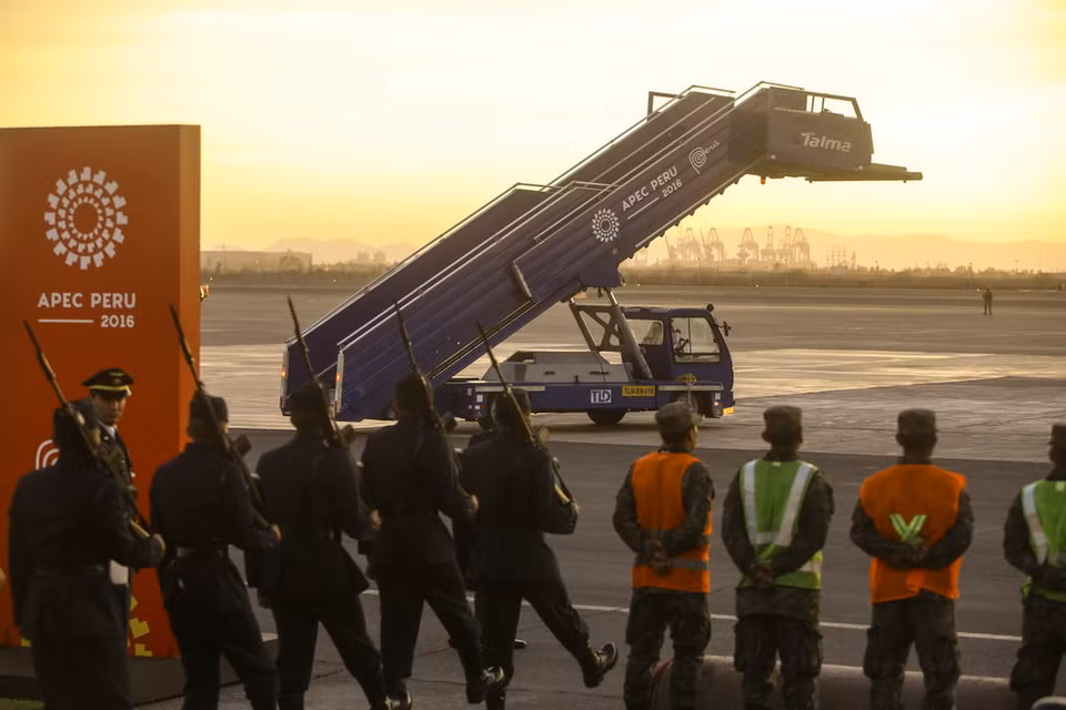 Chủ tịch nước Trần Đại Quang và Phu nhân tới Peru dự APEC. (Nguồn: Vụ thông tin báo chí)