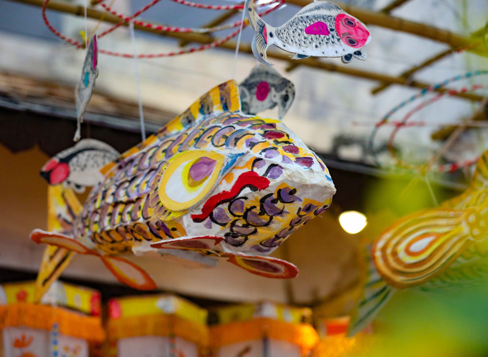 Đèn Cá chép hóa Rồng. (Ảnh: Thanh Tùng/TTXVN)