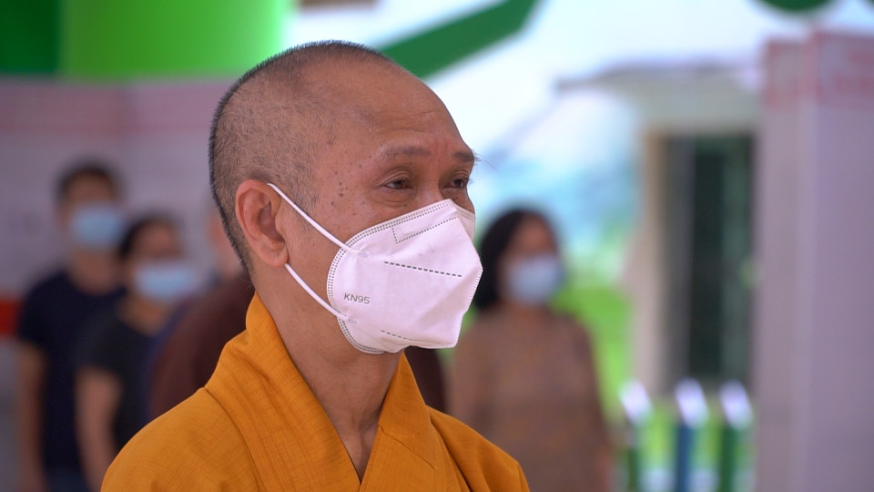 Thượng tọa Thích Thanh Điện, Phó Tổng Thư ký kiêm Chánh văn phòng 1 Trung ương Giáo hội Phật giáo Việt Nam cho rằng dù ông là người tu hành nhưng vẫn là một công dân nên việc đi bầu cử chính là quyền lợi và trách nhiệm đối với xã hội, với đất nước. (Ảnh: Minh Hiếu/Vietnam+) 