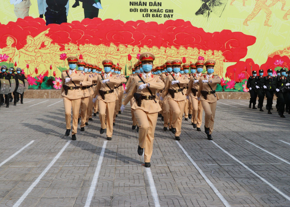 Lực lượng Công an tỉnh Đồng Nai tham gia Lễ ra quân bảo đảm an ninh trật tự ngày bầu cử đại biểu Quốc hội khóa XV và đại biểu Hội đồng Nhân dân các cấp nhiệm kỳ 2021-2026.( Ảnh: Nguyễn Văn Việt/TTXVN)