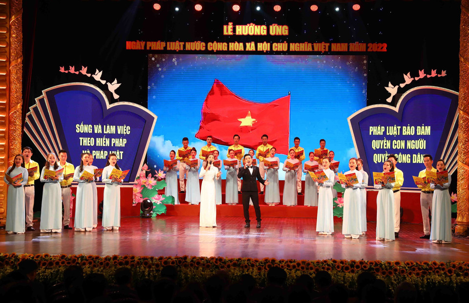 Chương trình nghệ thuật chào mừng. (Ảnh: Phạm Kiên/TTXVN)