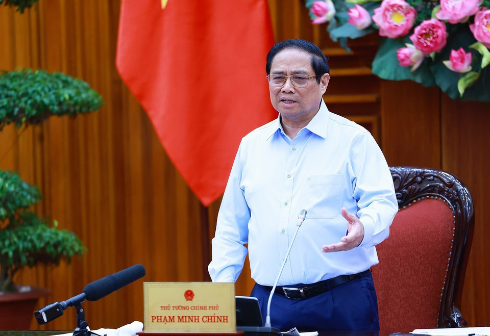 Thủ tướng Phạm Minh Chính chủ trì họp Thường trực Chính phủ về một số Luật. (Ảnh: Dương Giang/TTXVN)