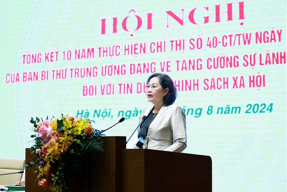 Thống đốc Ngân hàng Nhà nước Việt Nam Nguyễn Thị Hồng phát biểu khai mạc hội nghị. (Ảnh: Dương Giang/TTXVN)