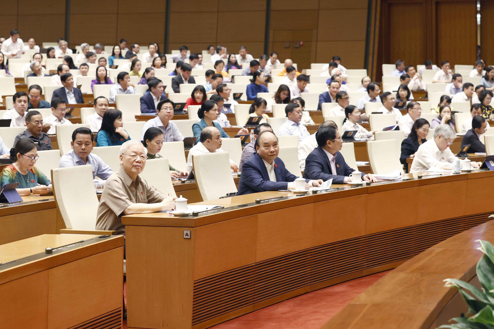 Tổng Bí thư Nguyễn Phú Trọng, Chủ tịch nước Nguyễn Xuân Phúc, Thủ tướng Phạm Minh Chính và đại biểu dự phiên họp.