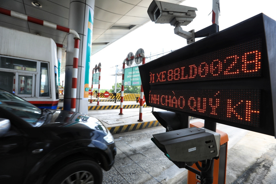 Tuyến đường cao tốc Hà Nội-Hải Phòng thực hiện thu phí tự động không dừng bắt đầu từ ngày 1/6. (Ảnh: Tuấn Anh/TTXVN)