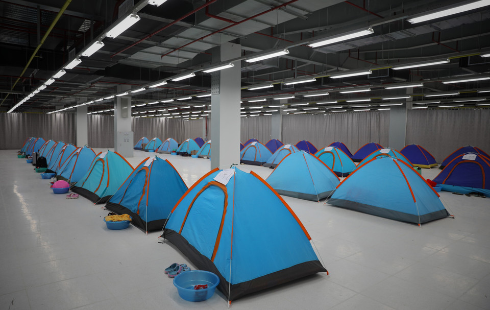 Khu đệm dành cho công nhân được cách ly và xét nghiệm đủ an toàn để quay lại sản xuất tại Công ty TNHH Fuhong Precision Component. (Ảnh: Danh Lam/TTXVN)