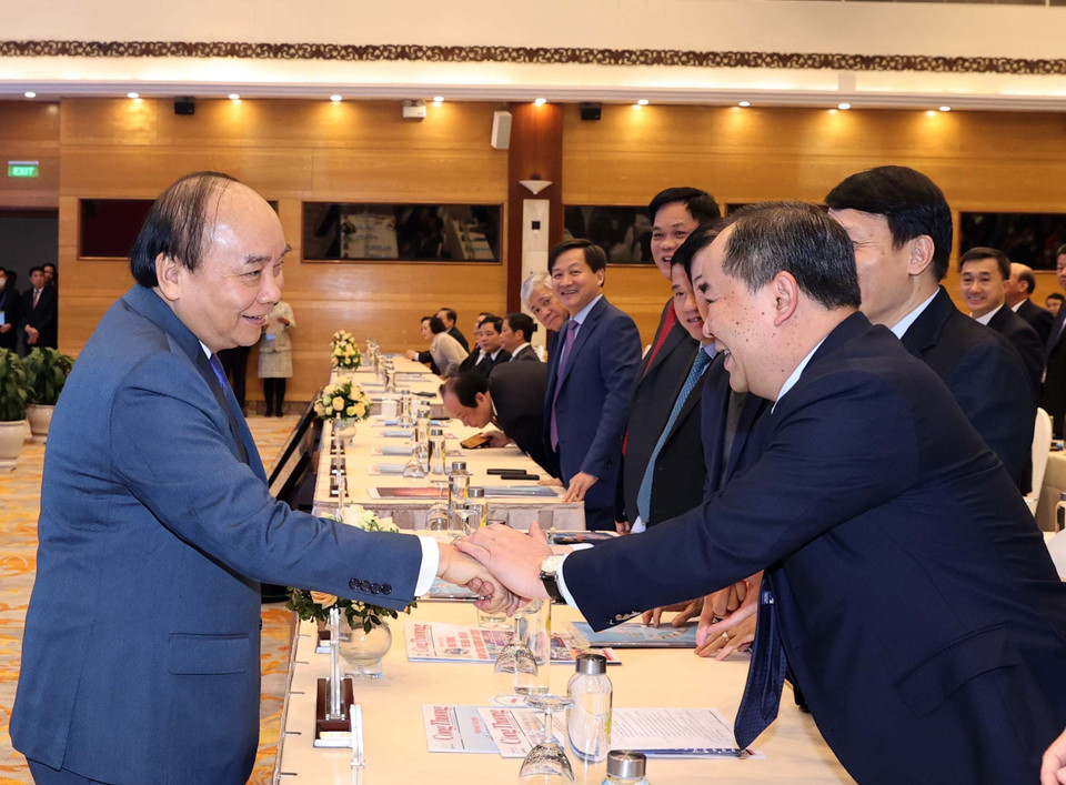 Thủ tướng Nguyễn Xuân Phúc cùng các đại biểu dự hội nghị. (Ảnh: Thống Nhất/TTXVN)