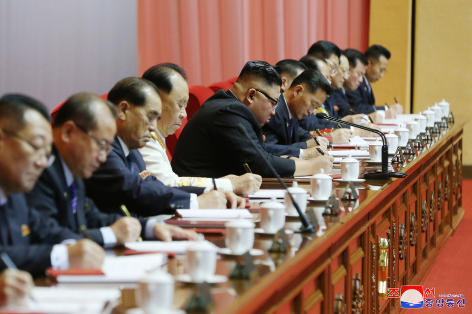 Chủ tịch Đảng Lao động Triều Tiên, Chủ tịch Ủy ban Quốc vụ Cộng hòa Dân chủ Nhân dân Triều Tiên, nhà lãnh đạo Kim Jong-un dự Đại hội. (Nguồn: KCNA)