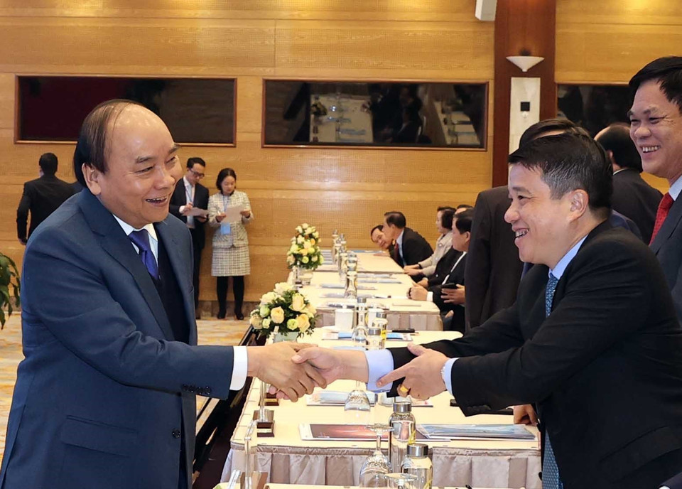 Thủ tướng Nguyễn Xuân Phúc cùng các đại biểu dự hội nghị. (Ảnh: Thống Nhất/TTXVN)