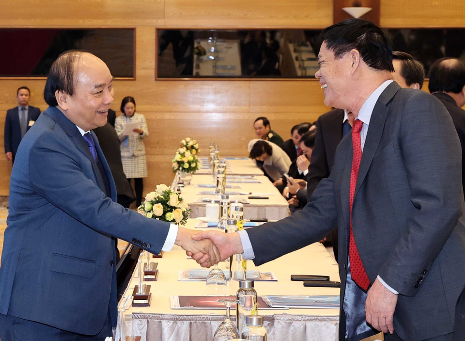 Thủ tướng Nguyễn Xuân Phúc cùng các đại biểu dự hội nghị. (Ảnh: Thống Nhất/TTXVN)