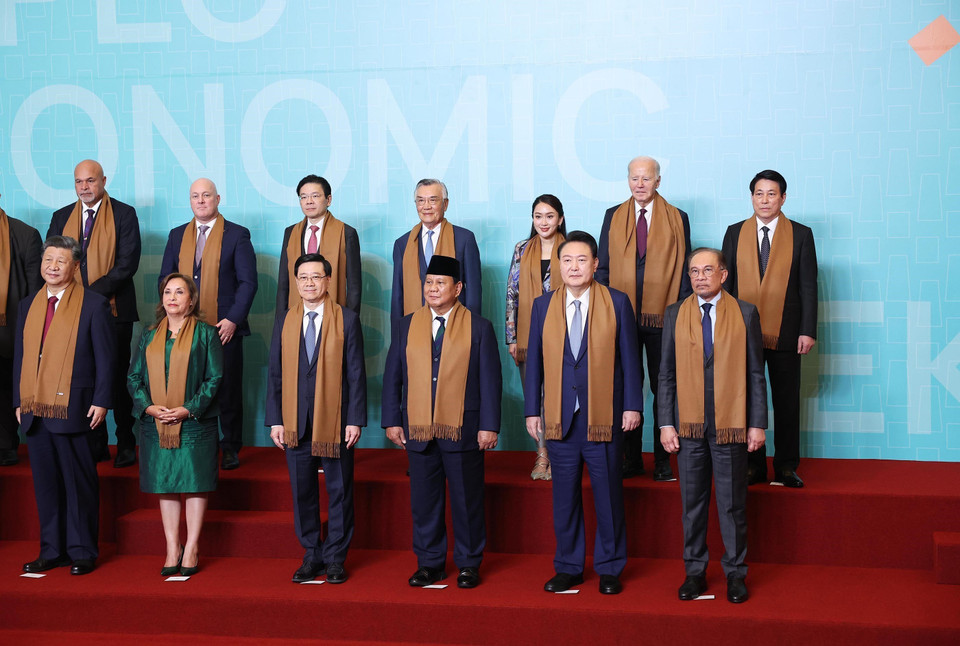 Chủ tịch nước Lương Cường cùng các lãnh đạo dự Hội nghị Cấp cao APEC lần thứ 31. (Ảnh: TTXVN phát)