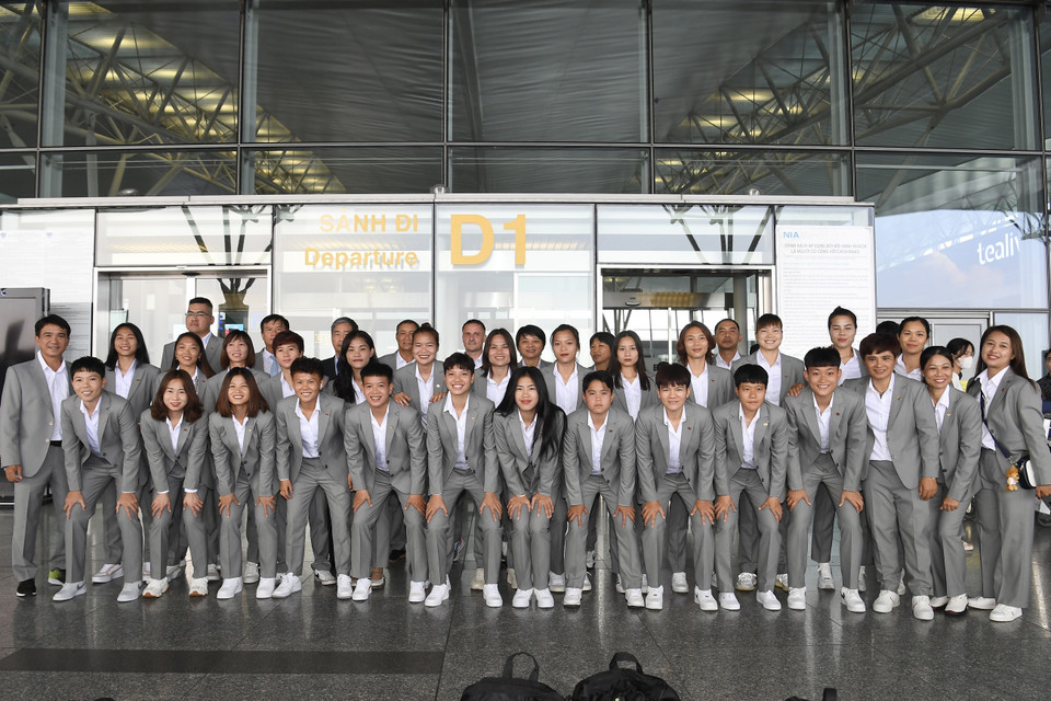 Sáng 5/7/2023, tại Hà Nội, Đội tuyển Bóng đá Nữ Quốc gia Việt Nam lên đường tham dự Vòng Chung kết World Cup Nữ 2023 diễn ra từ ngày 20/7 đến ngày 20/8/2023 tại Australia và New Zealand. (Nguồn: TTXVN)