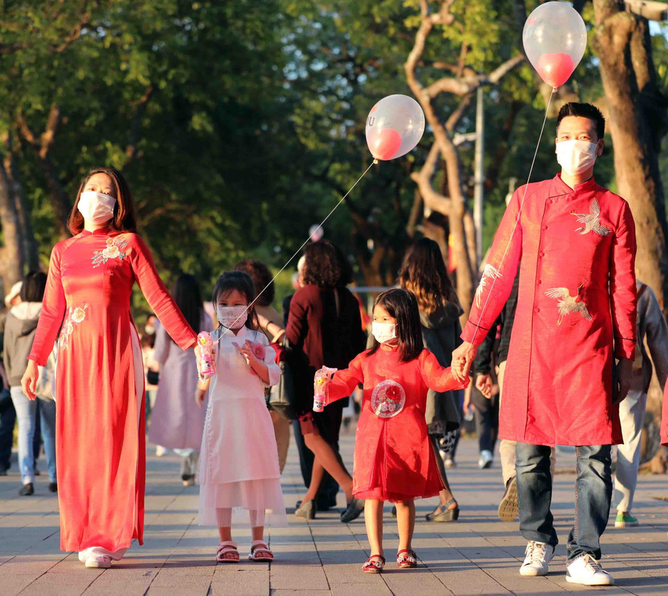 Mỗi gia đình là một tổ ấm để yêu thương. (Ảnh: Thanh Tùng/TTXVN)