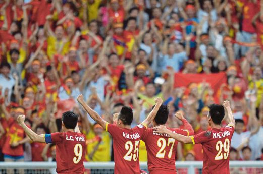 Niềm vui của các cầu thủ. (Nguồn: AFP)