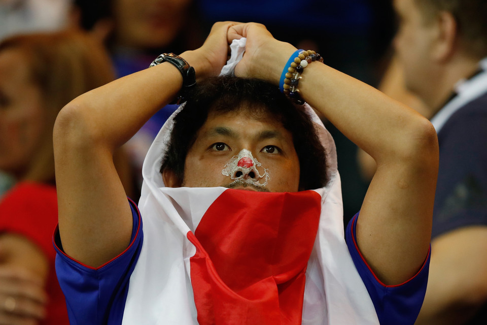 Nỗi thất vọng của cổ động viên Nhật Bản sau thất bại trước tuyển Bỉ trong trận đấu ở Rostov-On-Don ngày 2/7. (Ảnh: THX/TTXVN)