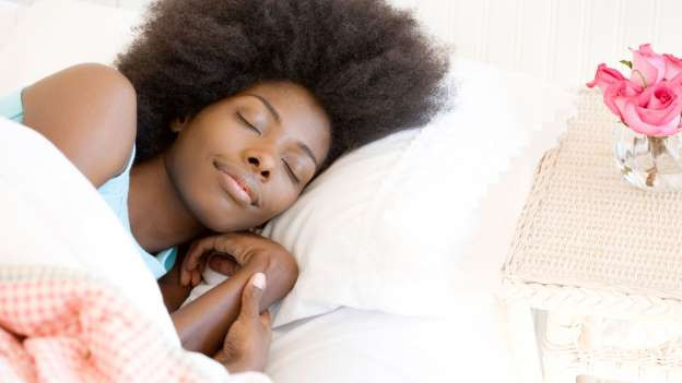 Ngủ đều đặn. (Nguồn: Getty)