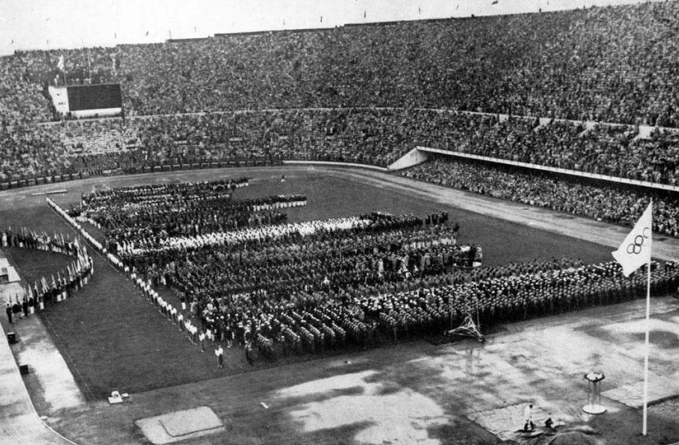 Ngày 19/7/1952: Đoàn thể thao miền Nam Việt Nam tham dự Olympic. (Nguồn: TTXVN)